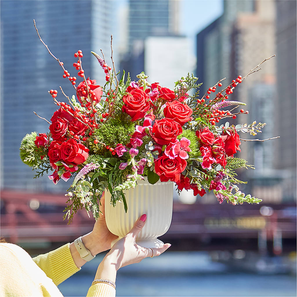 Big Red Bow Bouquet – Deux Gars Des Fleurs, Sorel PQ