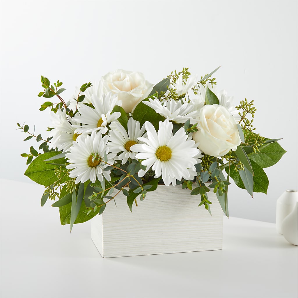 Fresh Linen Box Bouquet – Deux Gars Des Fleurs, Sorel PQ
