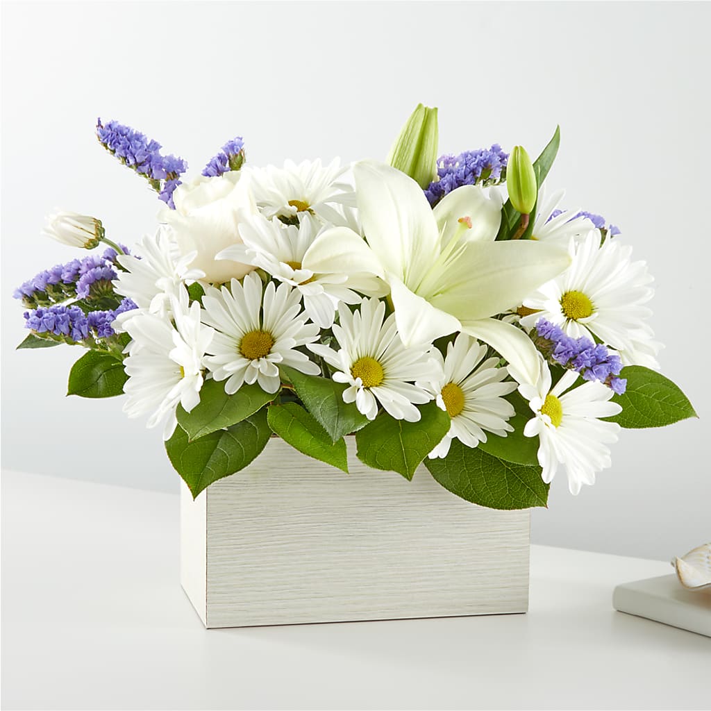 Beyond Blue Box Bouquet – Deux Gars Des Fleurs, Sorel PQ