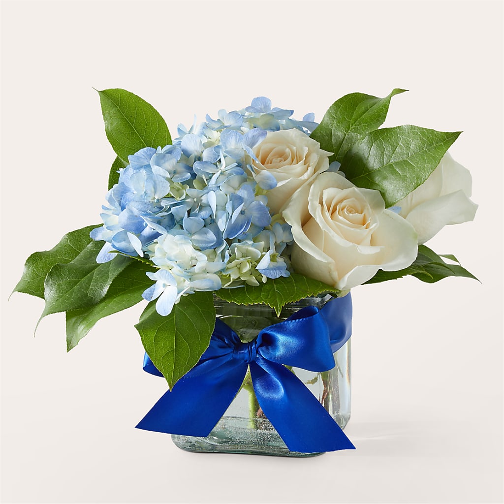 Sky Blue Delight Bouquet – Deux Gars Des Fleurs, Sorel PQ