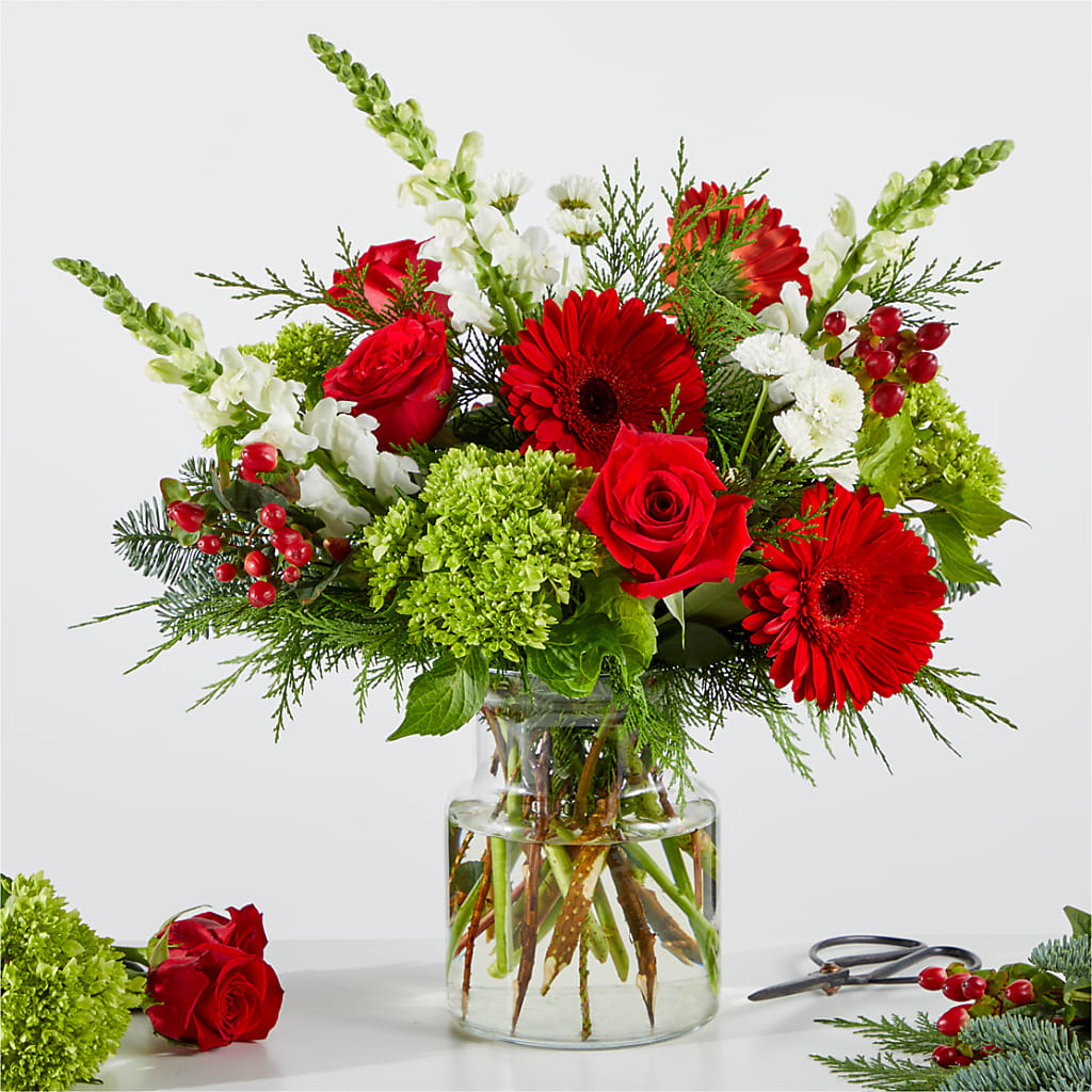 Merry Moment Bouquet – A Florist Original – Deux Gars Des Fleurs, Sorel PQ