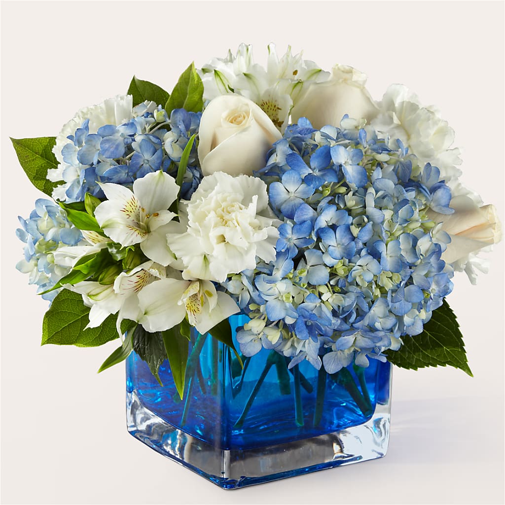 Soothing Waters Bouquet – Deux Gars Des Fleurs, Sorel PQ