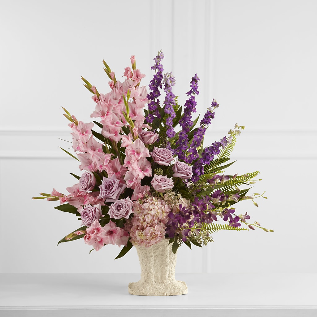 Flowing Garden Arrangement – Deux Gars Des Fleurs, Sorel PQ
