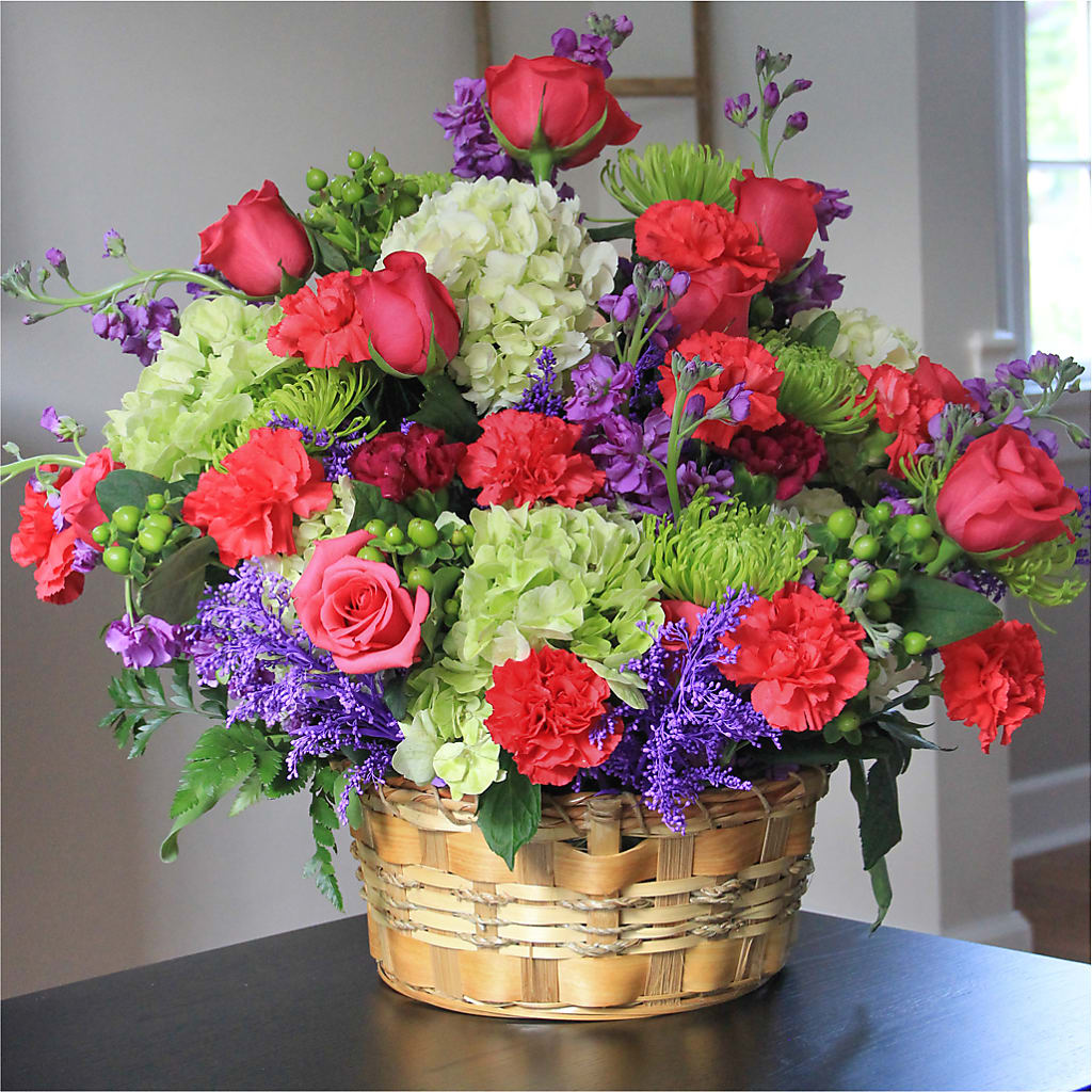 Warm Embrace Arrangement – Deux Gars Des Fleurs, Sorel PQ