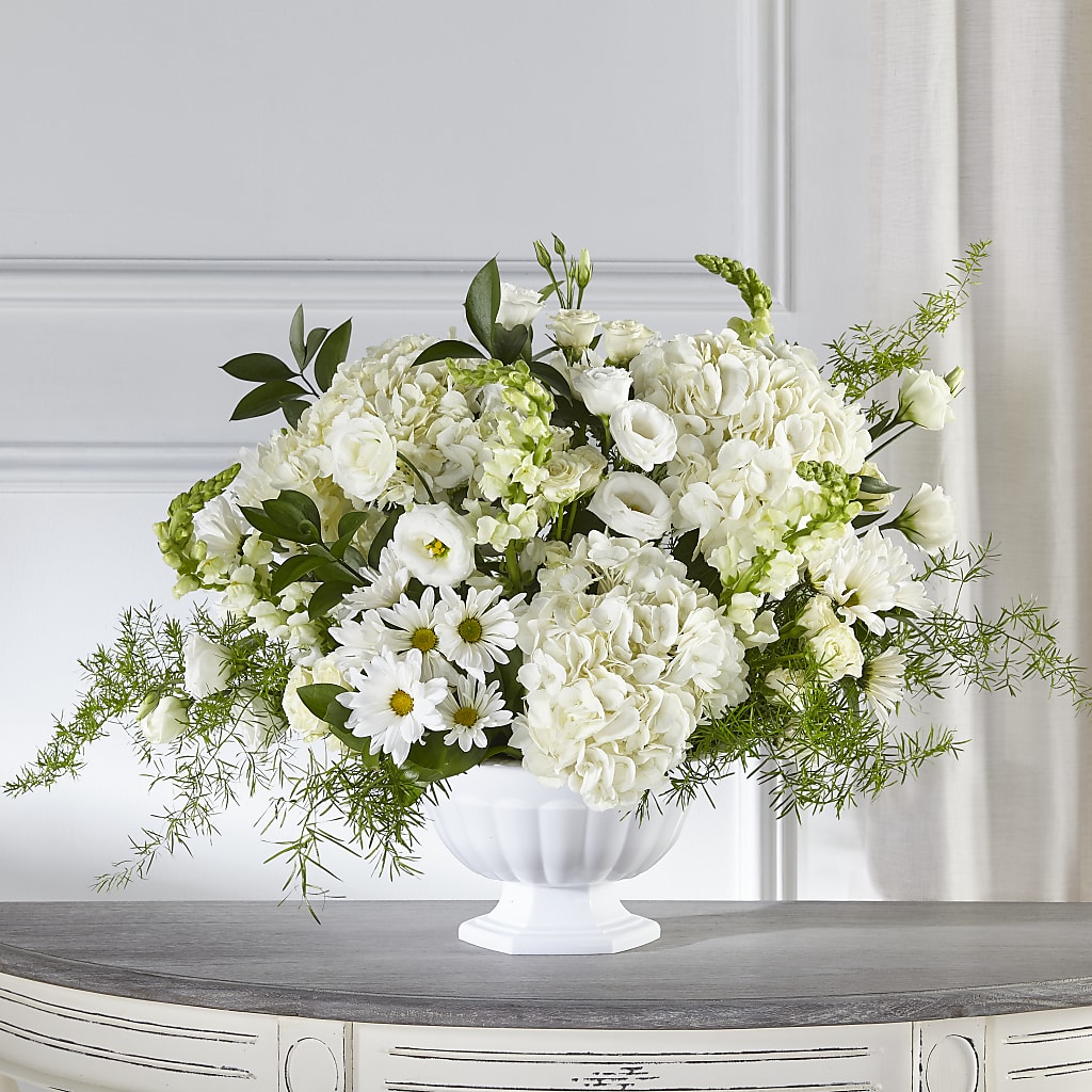 Love & Compassion Arrangement – Deux Gars Des Fleurs, Sorel PQ
