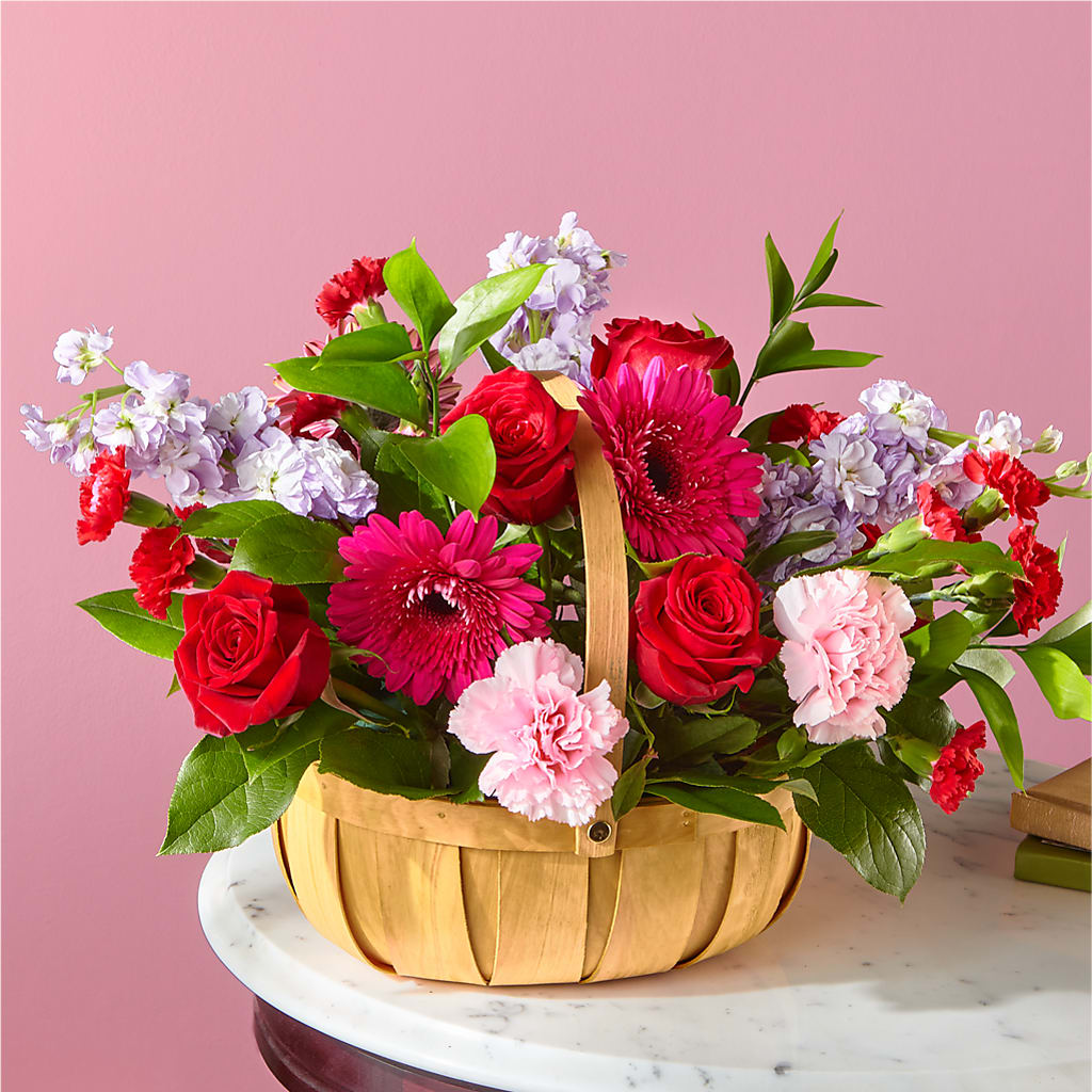 Pink Picnic Basket – Deux Gars Des Fleurs, Sorel PQ