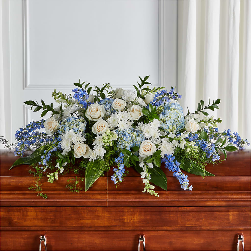 Timeless Essence Casket Spray – Deux Gars Des Fleurs, Sorel PQ