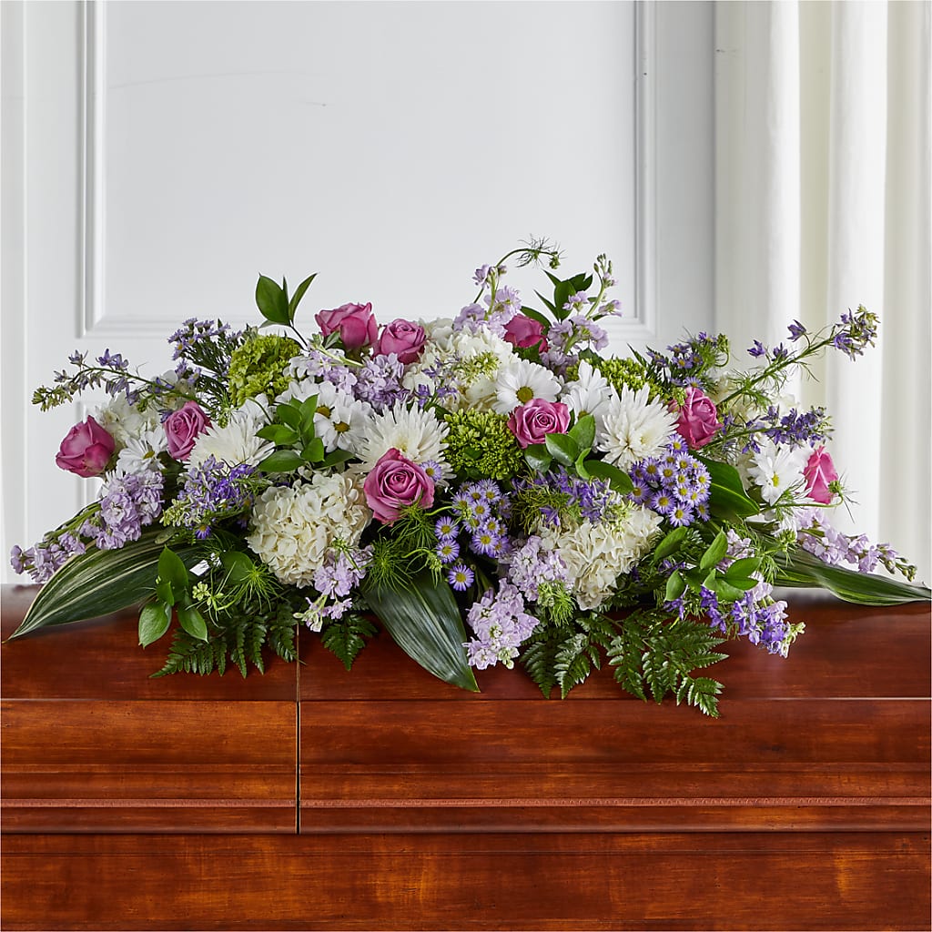 Meadows of Serenity Casket Spray – Deux Gars Des Fleurs, Sorel PQ
