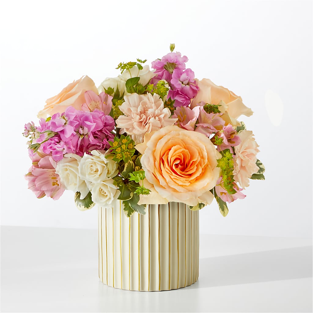 Paradise Bouquet with Ivory Vase – Deux Gars Des Fleurs, Sorel PQ