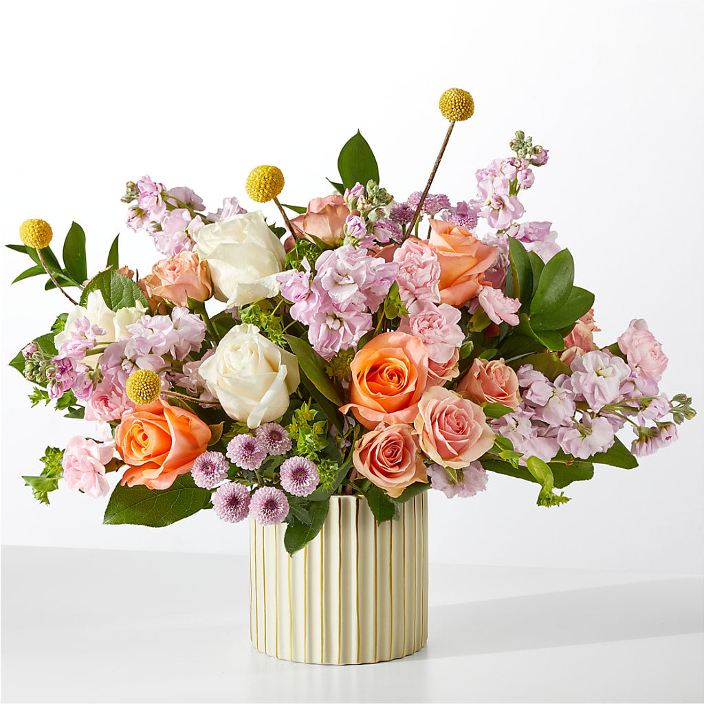 French Market Bouquet with Ivory Vase – Deux Gars Des Fleurs, Sorel PQ