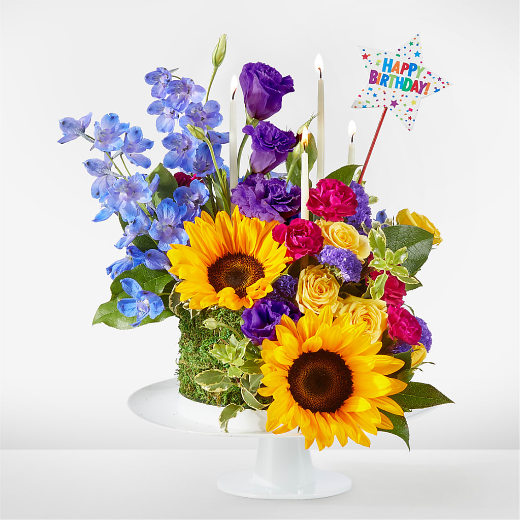 Star of the Day Floral Cake – Deux Gars Des Fleurs, Sorel PQ