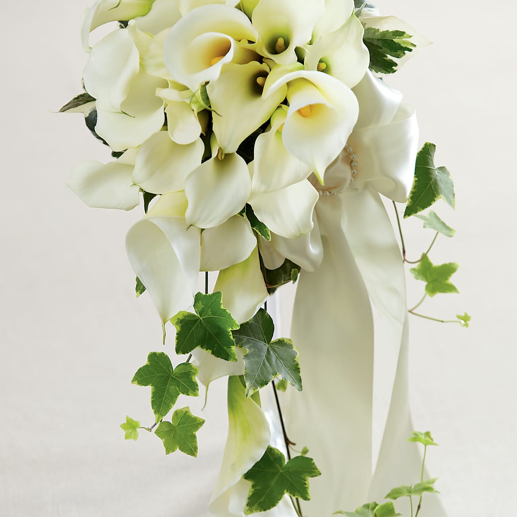White Chapel Bouquet – Deux Gars Des Fleurs, Sorel PQ