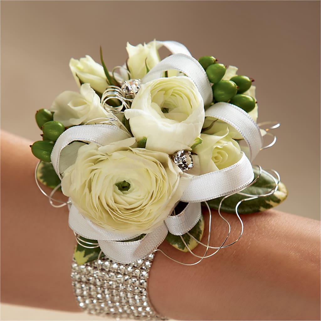 White Wedding Corsage – Deux Gars Des Fleurs, Sorel PQ