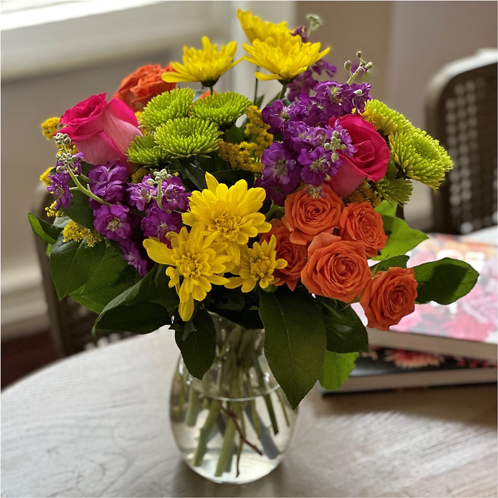 Bold & Bright – A Florist Original –  Deux Gars Des Fleurs, Sorel PQ