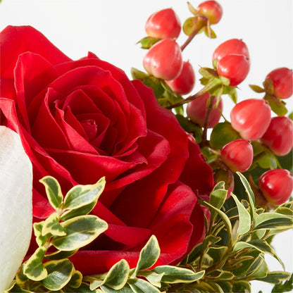 Snowy Wonderland Bouquet –  Deux Gars Des Fleurs, Sorel PQ