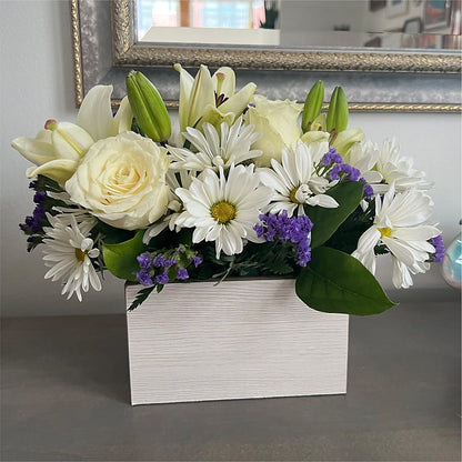Beyond Blue Box Bouquet –  Deux Gars Des Fleurs, Sorel PQ