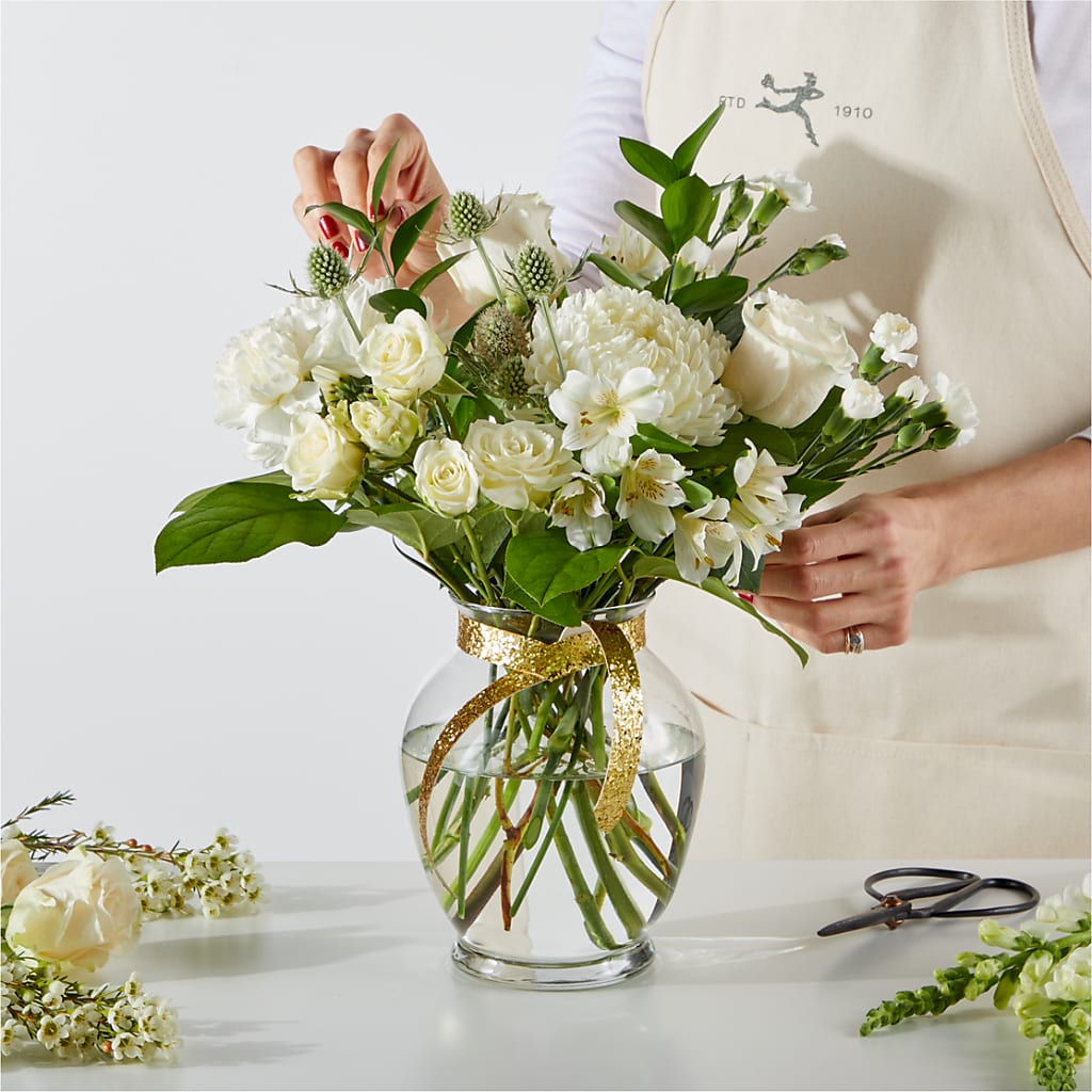 New Beginnings – A Florist Original –  Deux Gars Des Fleurs, Sorel PQ