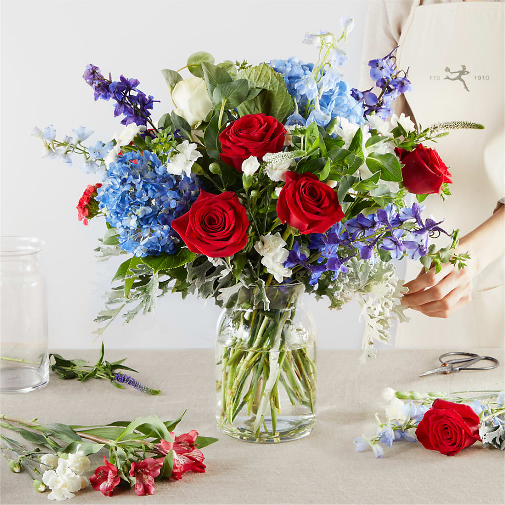Star Spangled - A Florist Original –  Deux Gars Des Fleurs, Sorel PQ