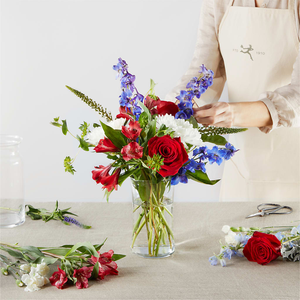 Star Spangled - A Florist Original –  Deux Gars Des Fleurs, Sorel PQ