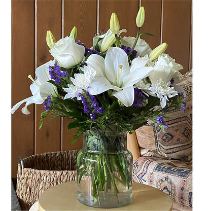 Beyond Blue Bouquet –  Deux Gars Des Fleurs, Sorel PQ