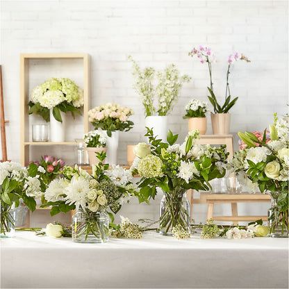 Classic Ivory – A Florist Original –  Deux Gars Des Fleurs, Sorel PQ