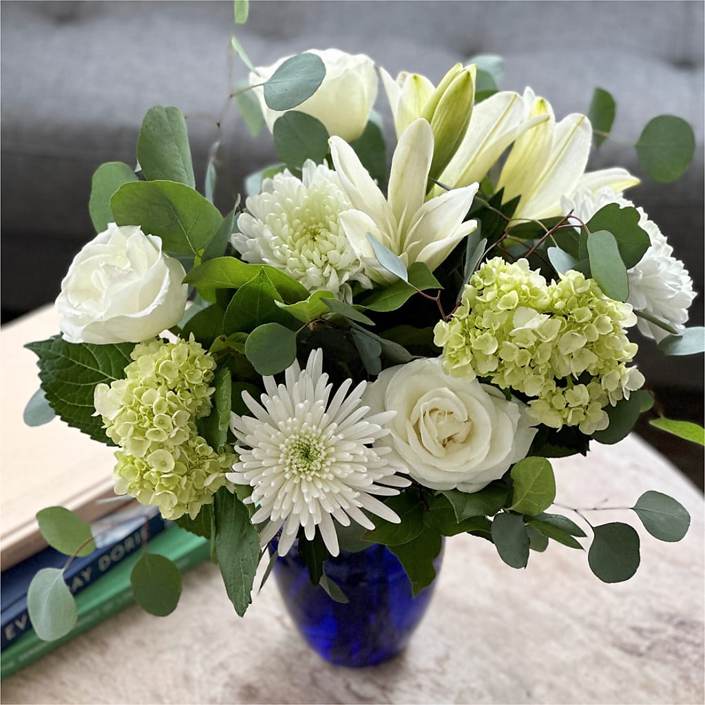 Snowy Dreams Bouquet –  Deux Gars Des Fleurs, Sorel PQ