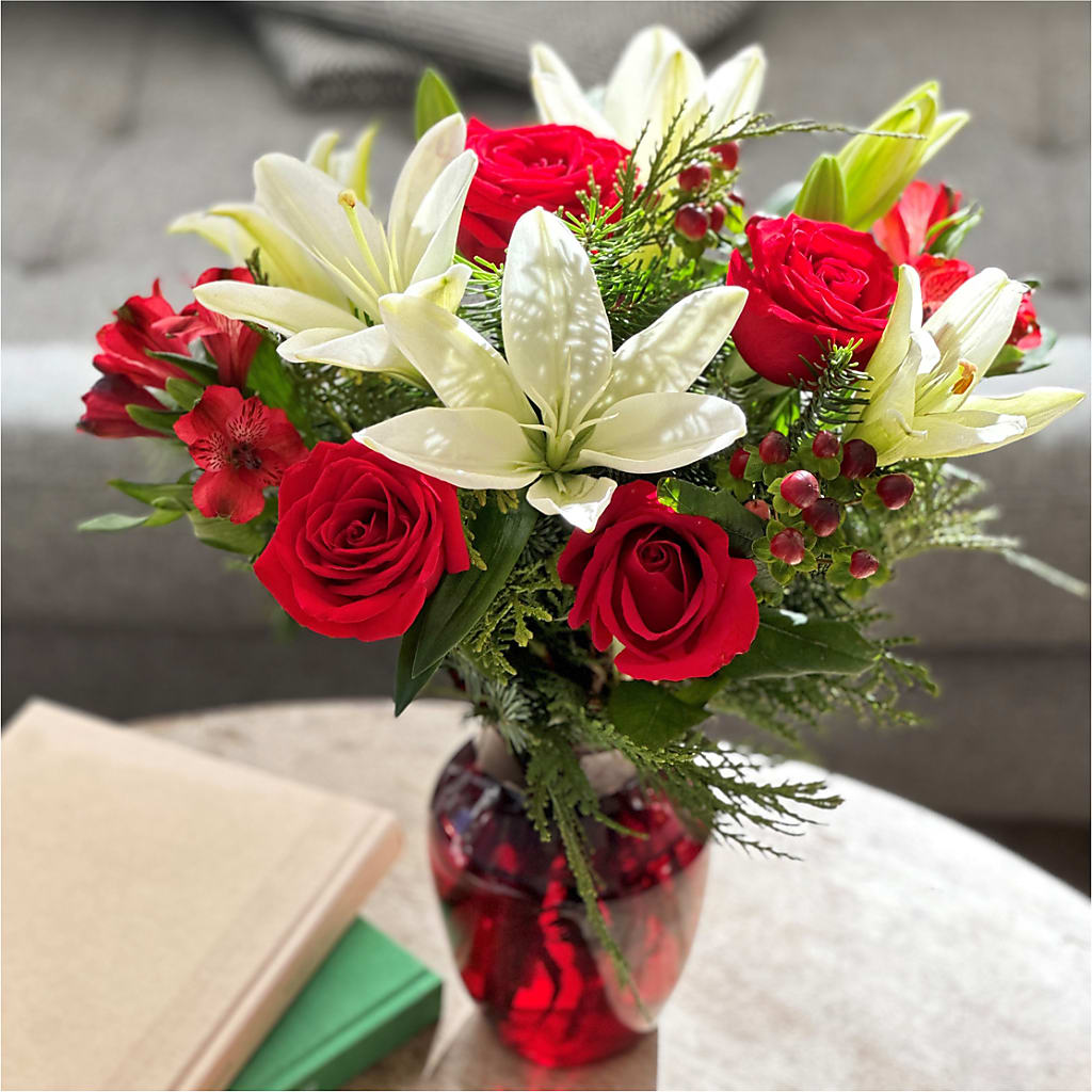 Evergreen Delight Bouquet –  Deux Gars Des Fleurs, Sorel PQ