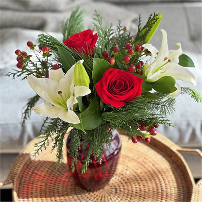Evergreen Delight Bouquet –  Deux Gars Des Fleurs, Sorel PQ