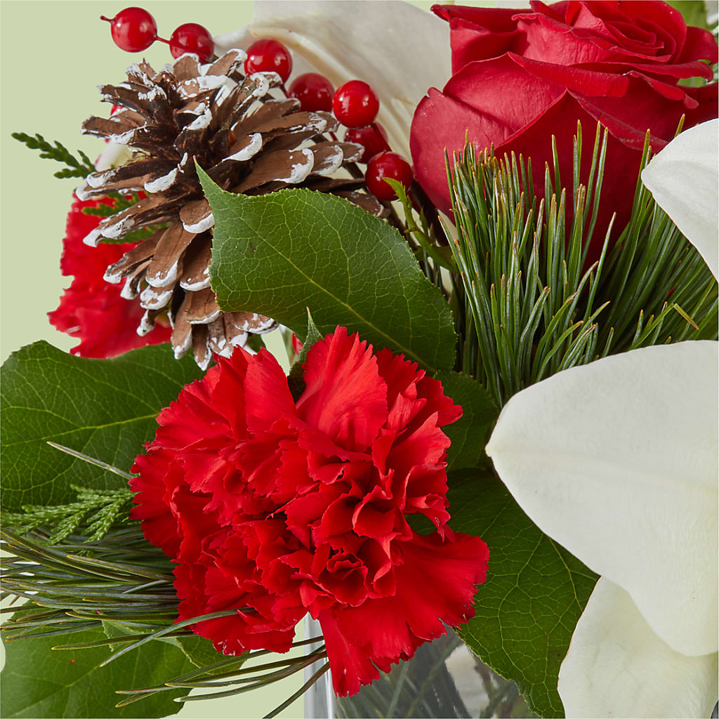Glistening Icicles Bouquet –  Deux Gars Des Fleurs, Sorel PQ
