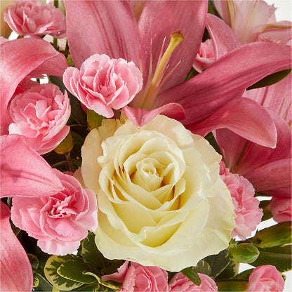 Piece of Cake Bouquet –  Deux Gars Des Fleurs, Sorel PQ