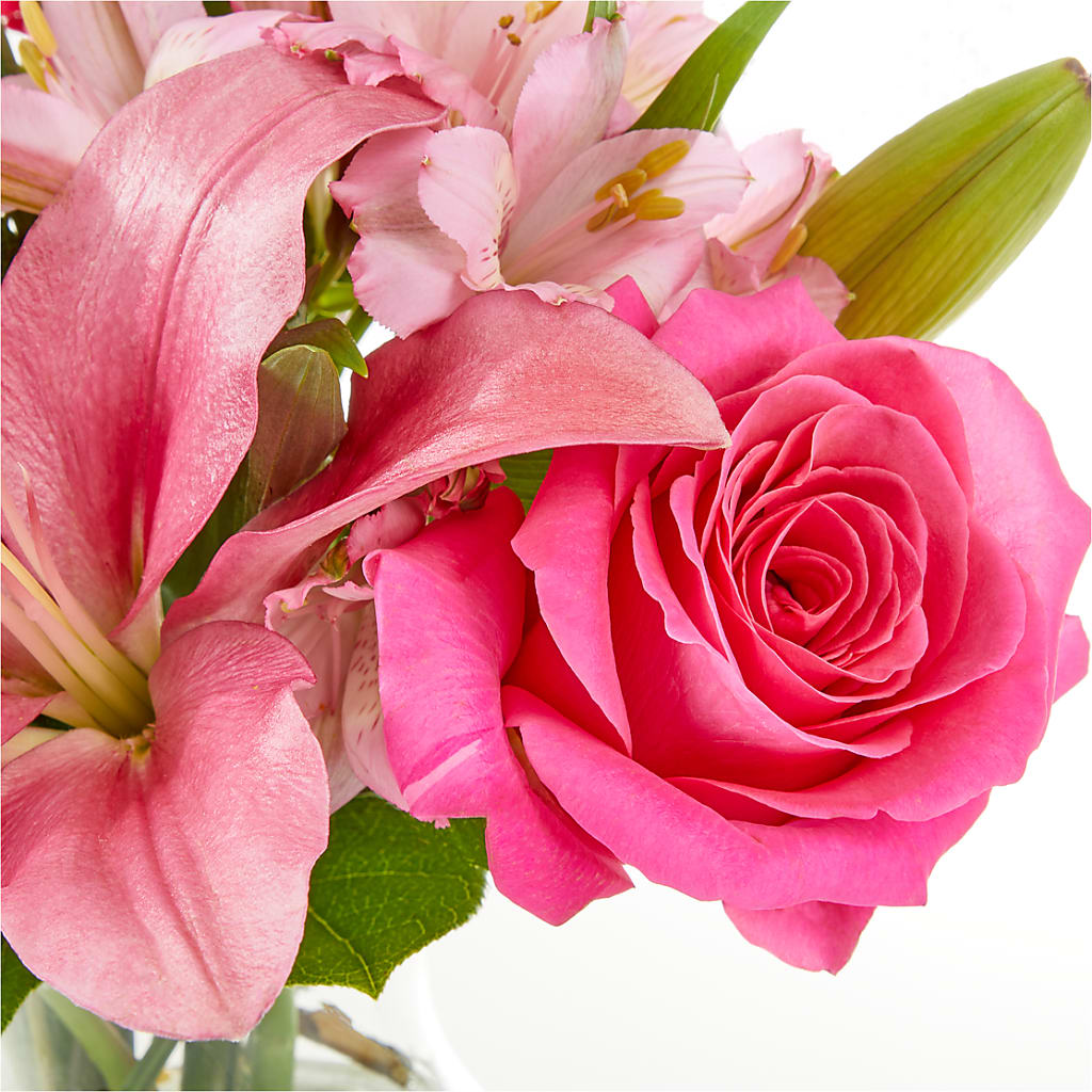 Lots of Love Bouquet –  Deux Gars Des Fleurs, Sorel PQ