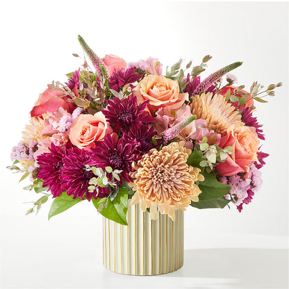 Berry Cobbler Bouquet with Ivory Vase –  Deux Gars Des Fleurs, Sorel PQ