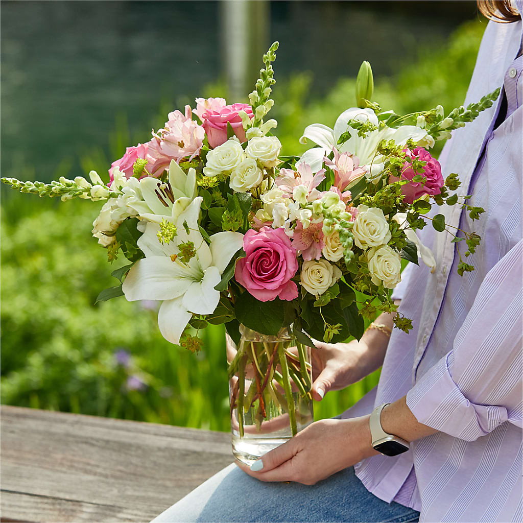 Fondly Bouquet –  Deux Gars Des Fleurs, Sorel PQ
