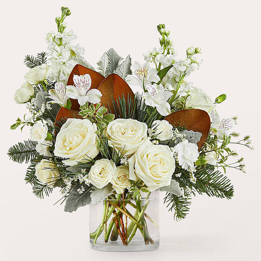 Fresh Snowfall Bouquet –  Deux Gars Des Fleurs, Sorel PQ